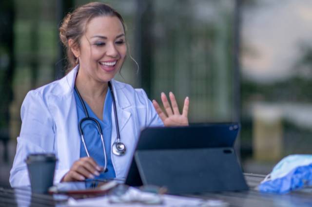 Telemedicina: Quebrando Barreiras de Acesso à Saúde em Comunidades Rurais